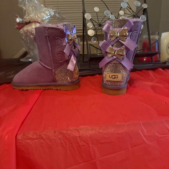 BLING BOOTIES/KIDS - Picture 1 of 3